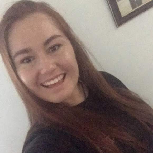 Meet your Posher, Zoe - Picture 1 of 1